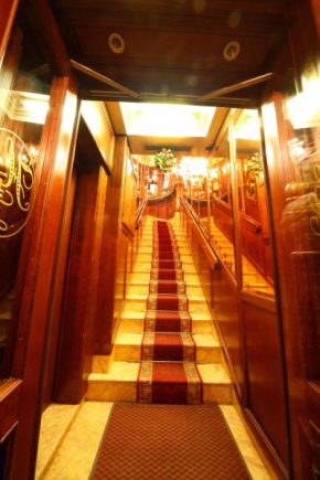 Гостиница Hotel Lux  Венеция